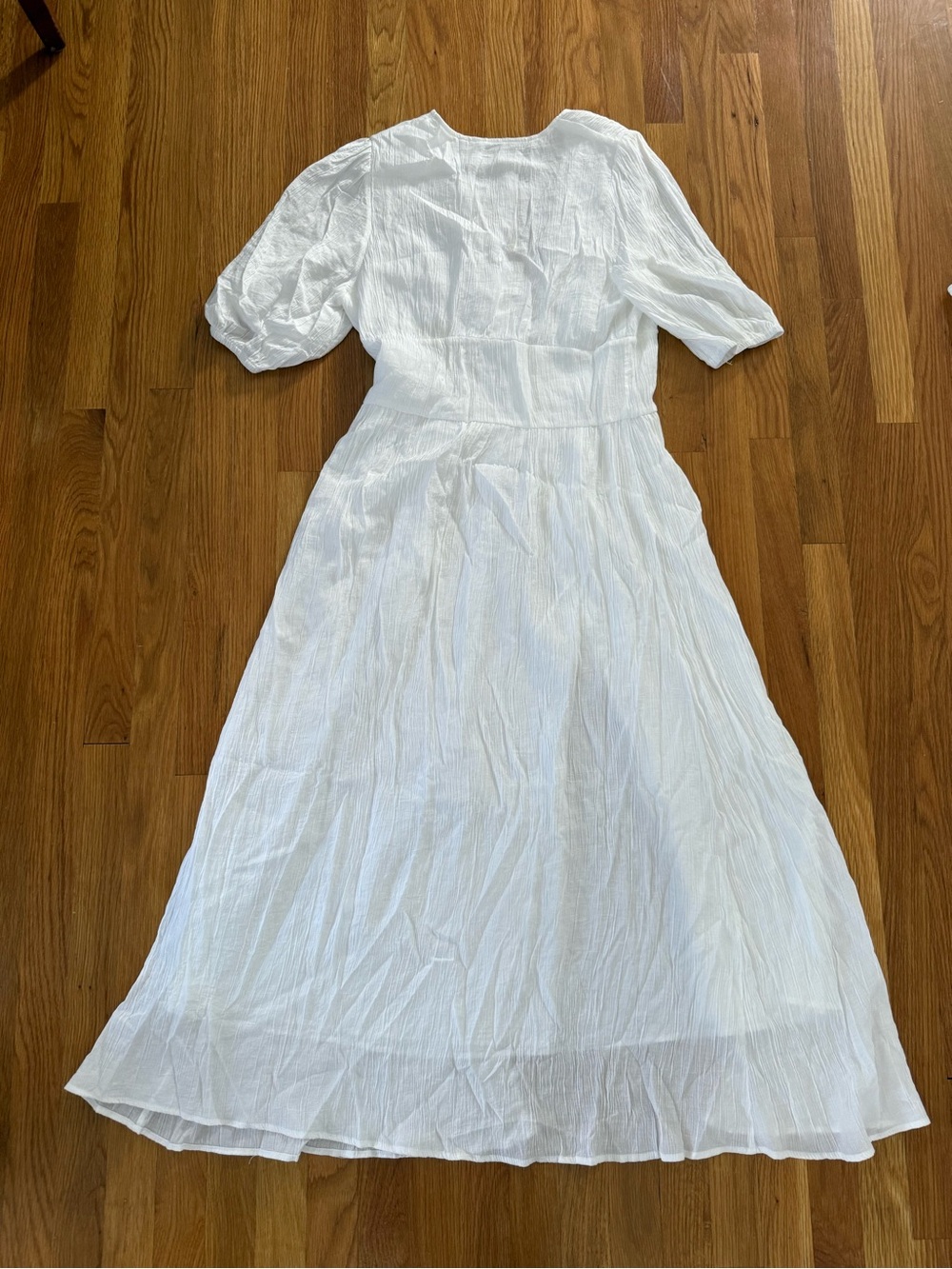 Commense White Maxi Dress